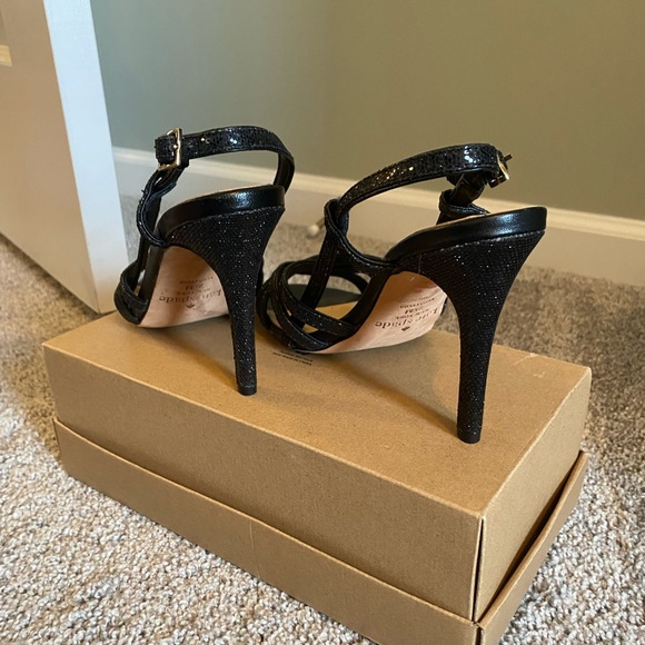 Kate Spade gorgeous 4" heels. Size 7.5 and worn exactly once. Like new - Picture 4 of 6